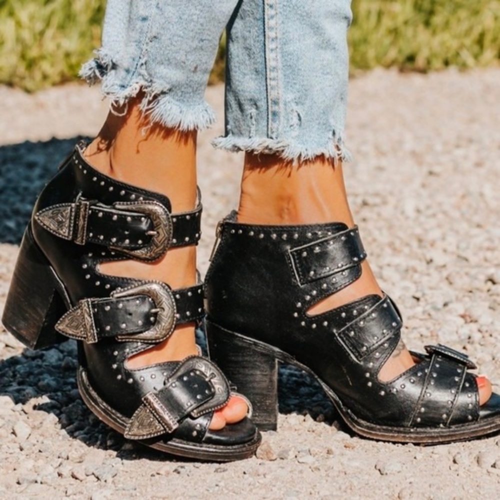 Freebird black Violet 7